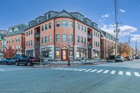 137 Daniel Street Portsmouth NH 03801