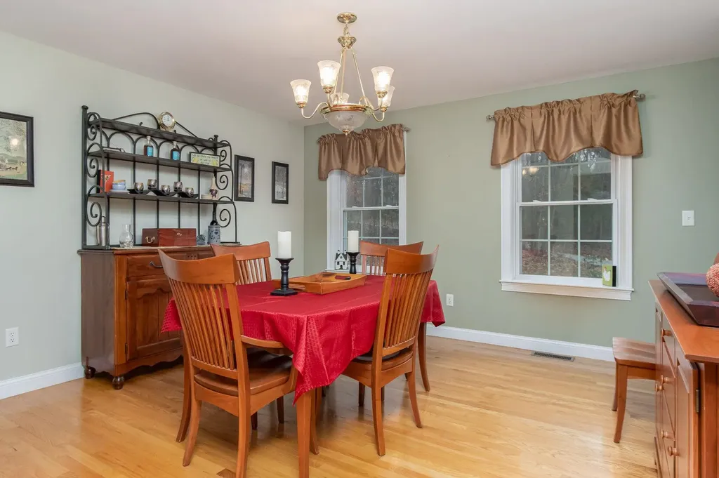 185 Crowley Road Candia NH 03034