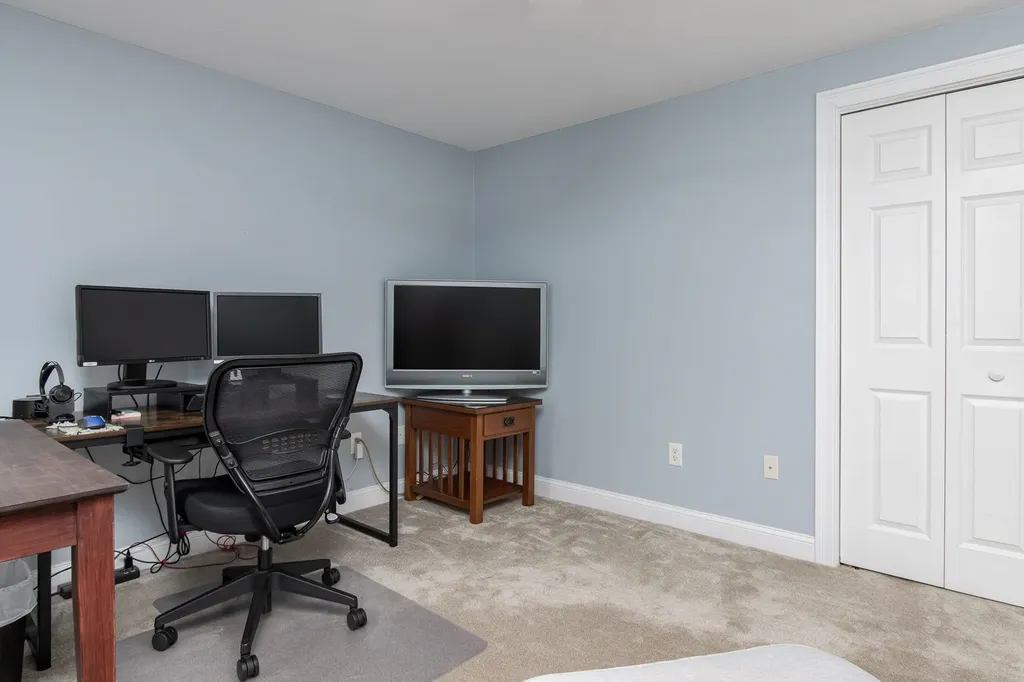 185 Crowley Road Candia NH 03034