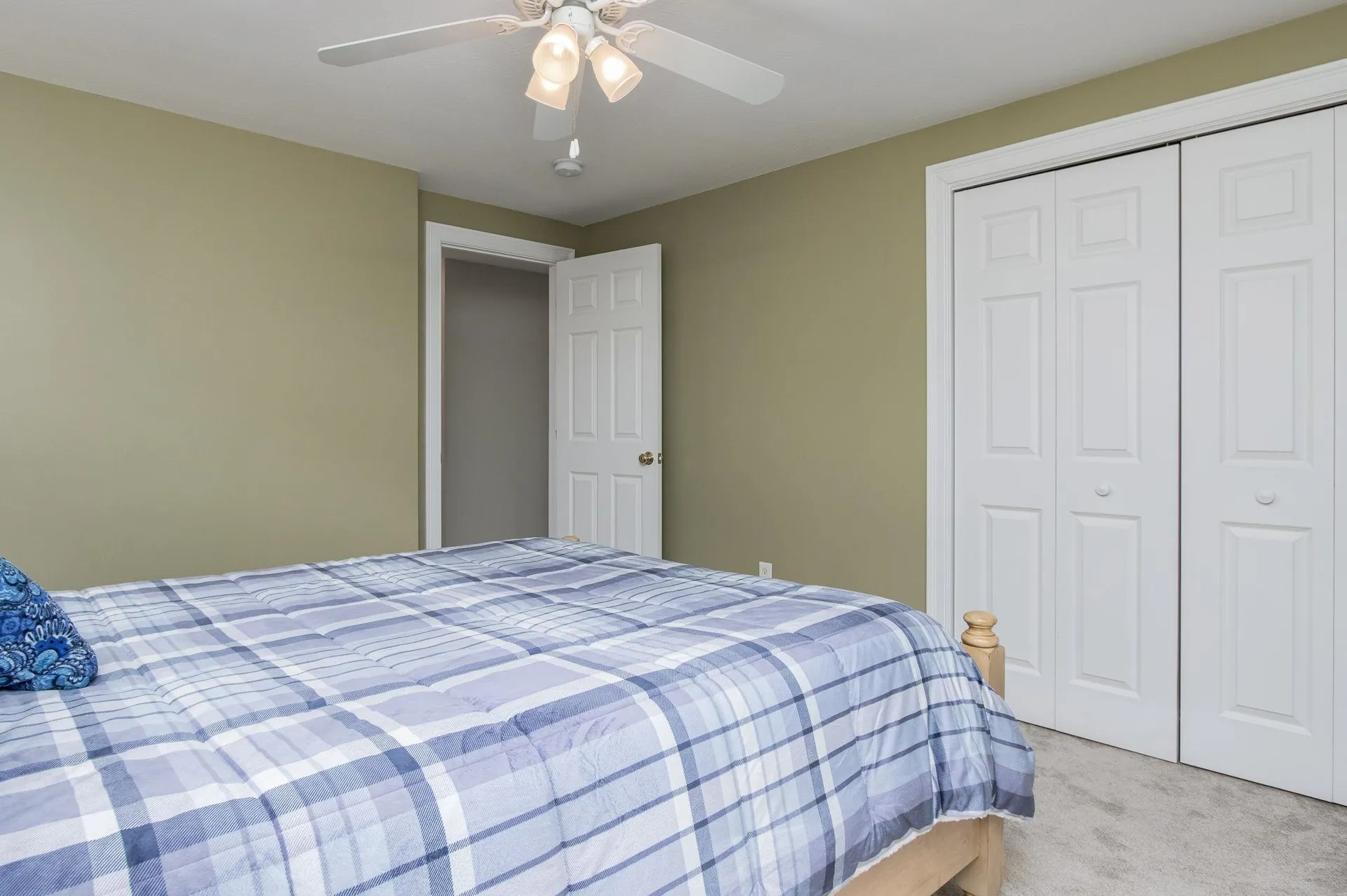 185 Crowley Road Candia NH 03034
