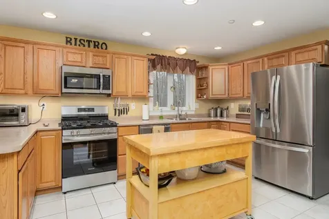 185 Crowley Road Candia NH 03034