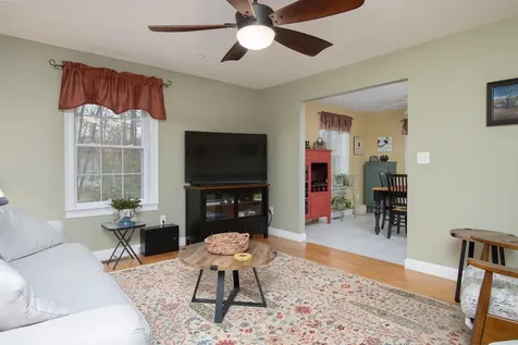 185 Crowley Road Candia NH 03034