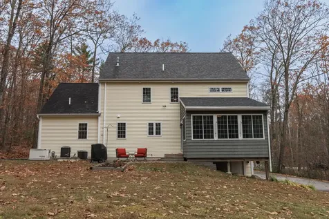 185 Crowley Road Candia NH 03034