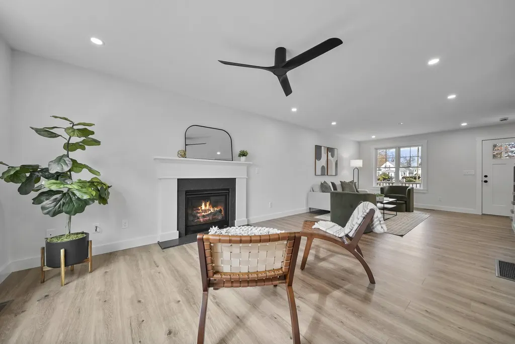 60 Geneva Street Manchester NH 03102