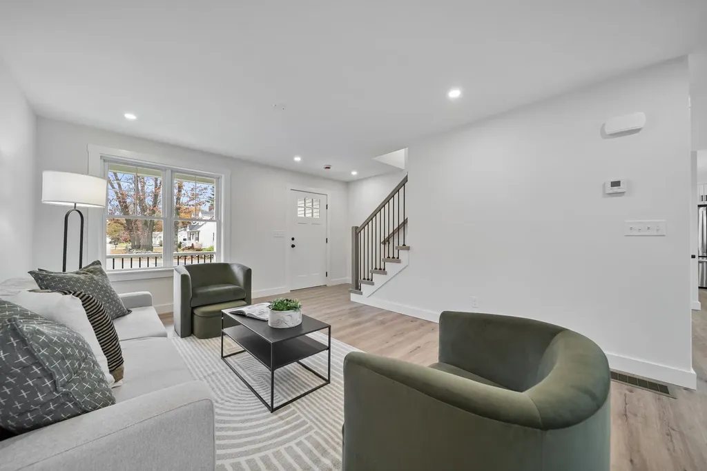 60 Geneva Street Manchester NH 03102