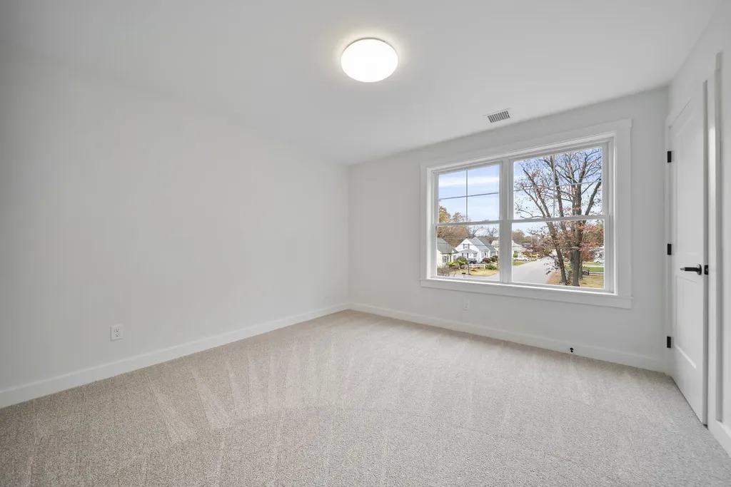 60 Geneva Street Manchester NH 03102