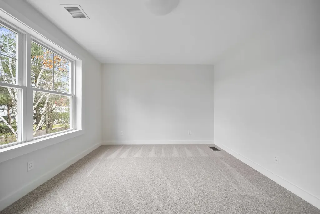 60 Geneva Street Manchester NH 03102