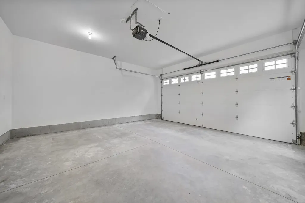 60 Geneva Street Manchester NH 03102