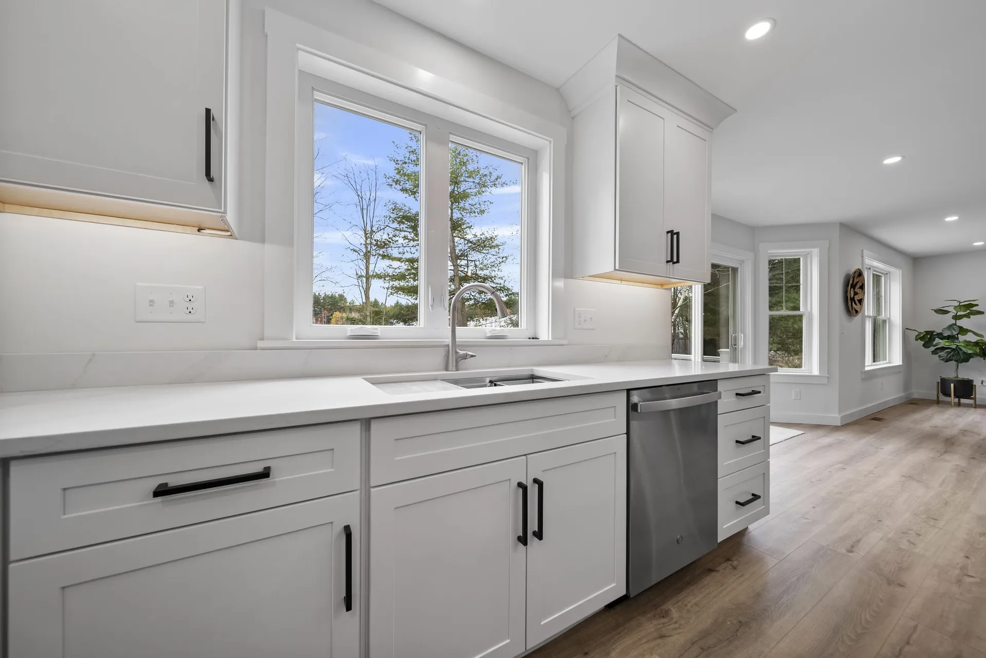 60 Geneva Street Manchester NH 03102