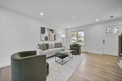 60 Geneva Street Manchester NH 03102