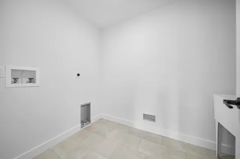 60 Geneva Street Manchester NH 03102