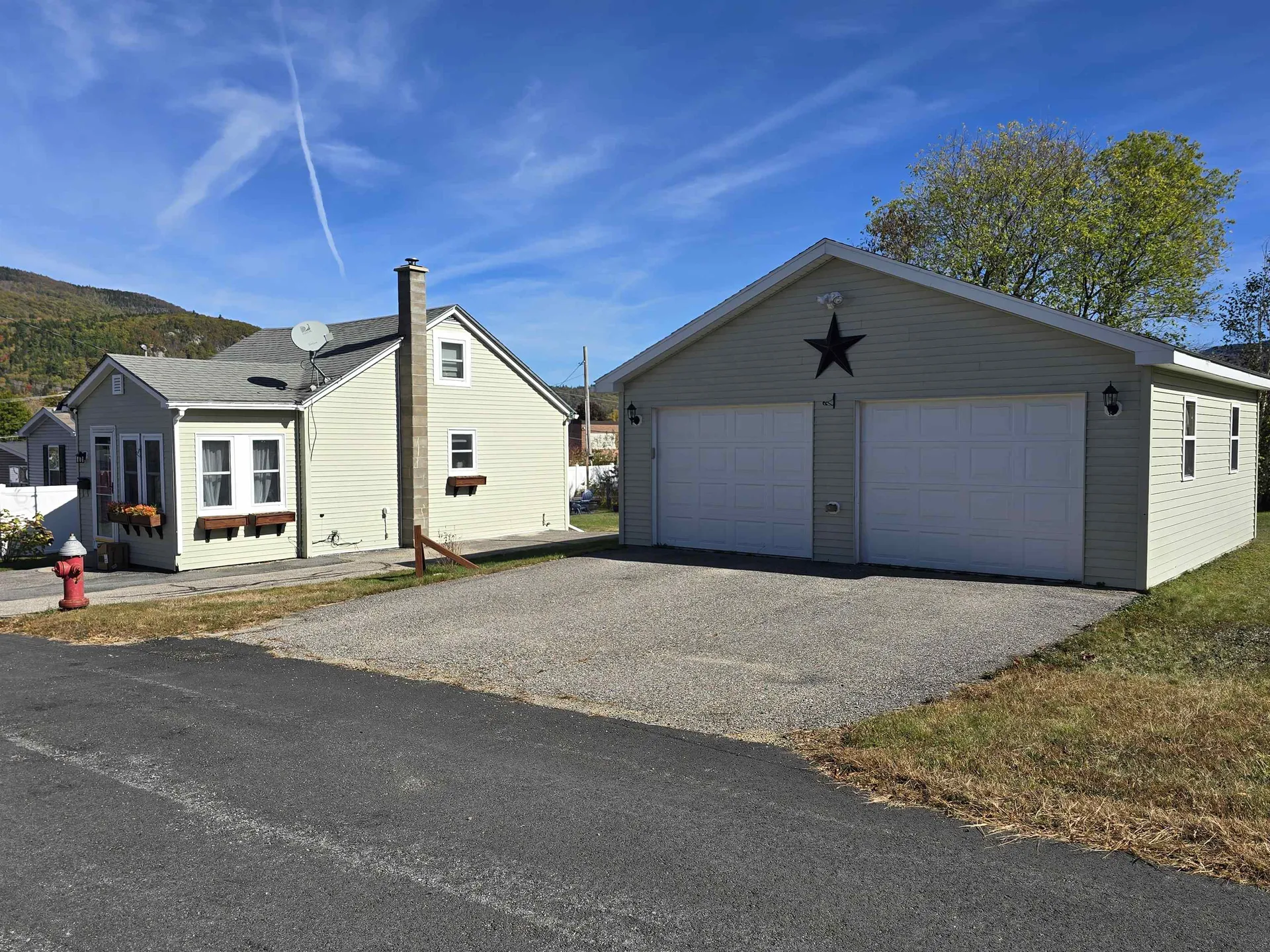 23 Union Street Gorham NH 03581