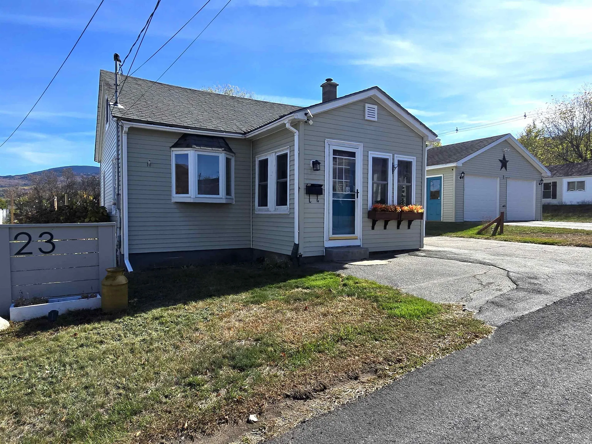 23 Union Street Gorham NH 03581