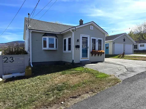 23 Union Street Gorham NH 03581