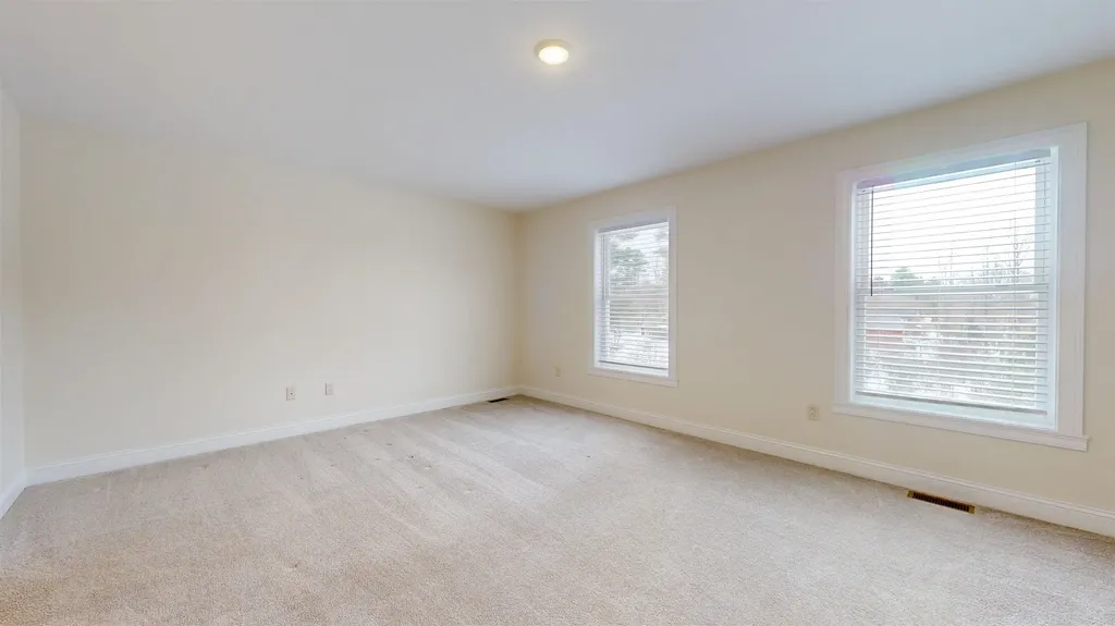 154 Chase Court Essex VT 05452