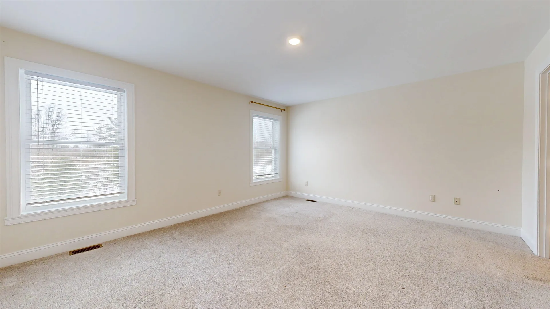 154 Chase Court Essex VT 05452