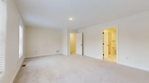 154 Chase Court Essex VT 05452