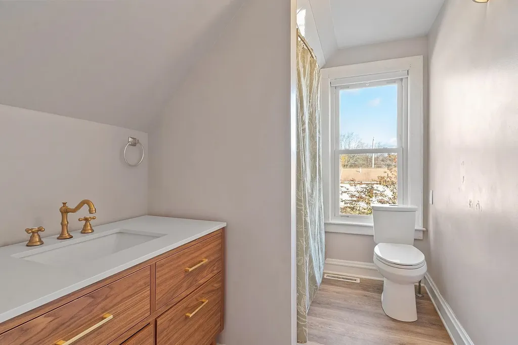 9 Snow Street Concord NH 03303