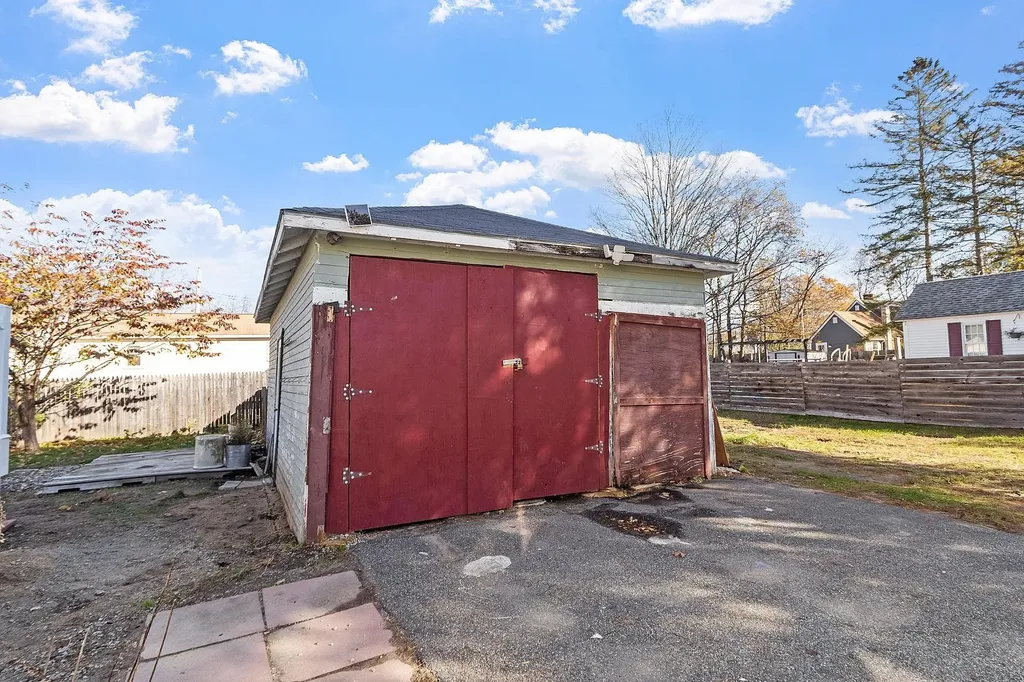 9 Snow Street Concord NH 03303