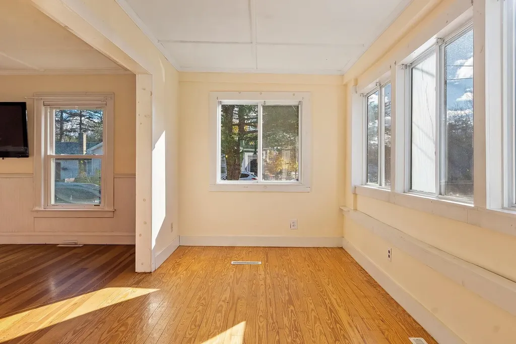 9 Snow Street Concord NH 03303