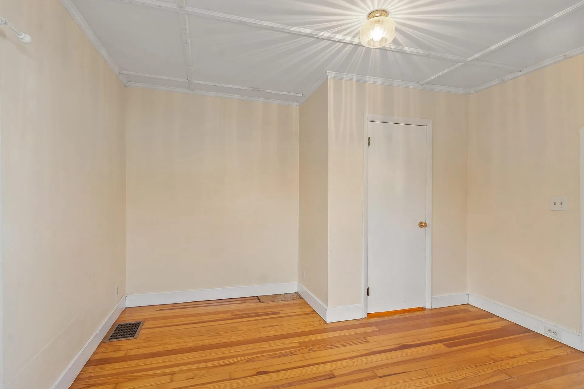 9 Snow Street Concord NH 03303