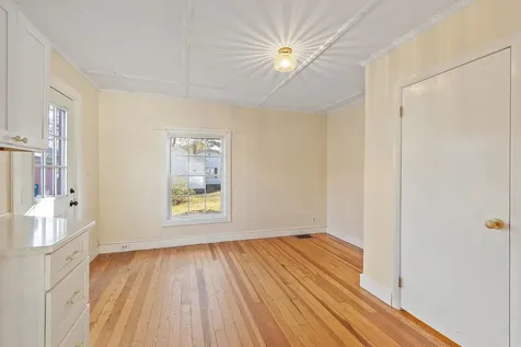 9 Snow Street Concord NH 03303