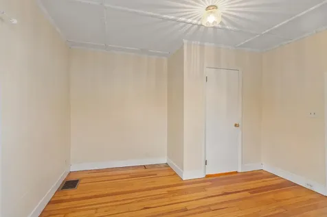 9 Snow Street Concord NH 03303