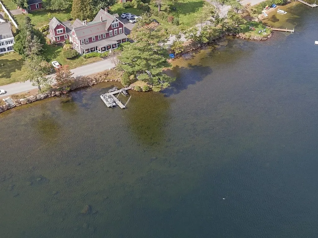 100 Lower Bay Road Sanbornton NH 03269