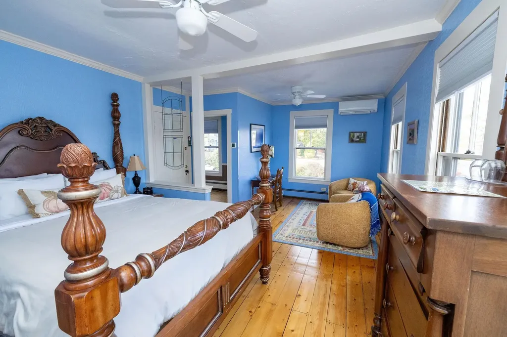 100 Lower Bay Road Sanbornton NH 03269