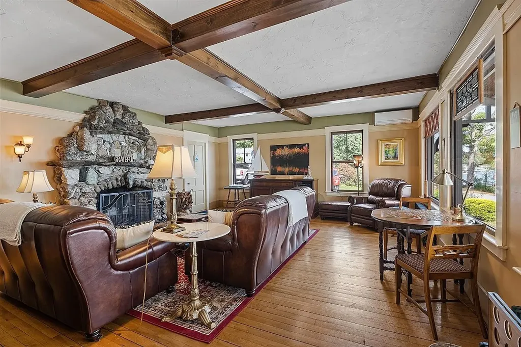 100 Lower Bay Road Sanbornton NH 03269