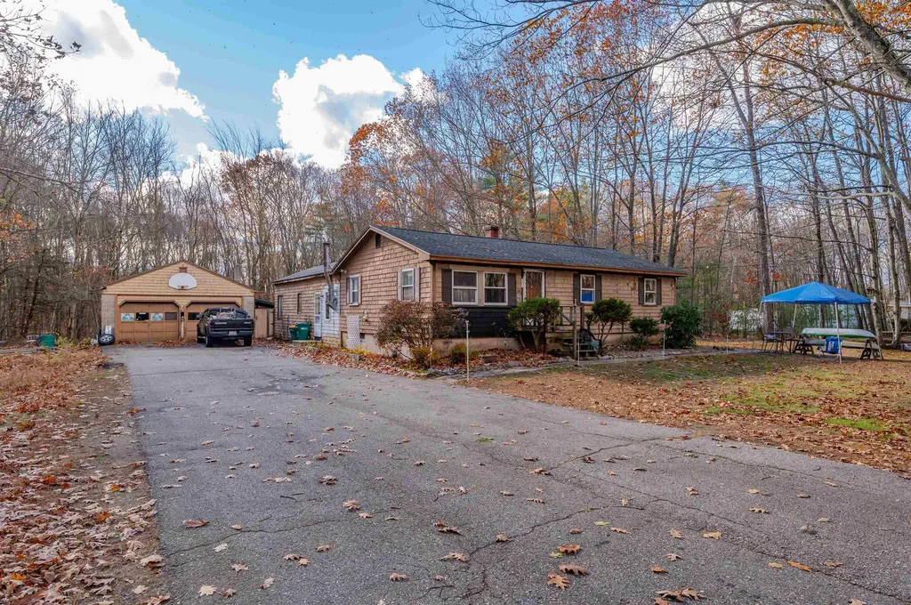 125 Blackwater Road Rochester NH 03867