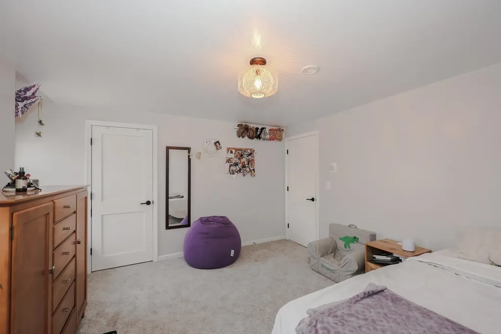 1 Oakwood Lane Goffstown NH 03045