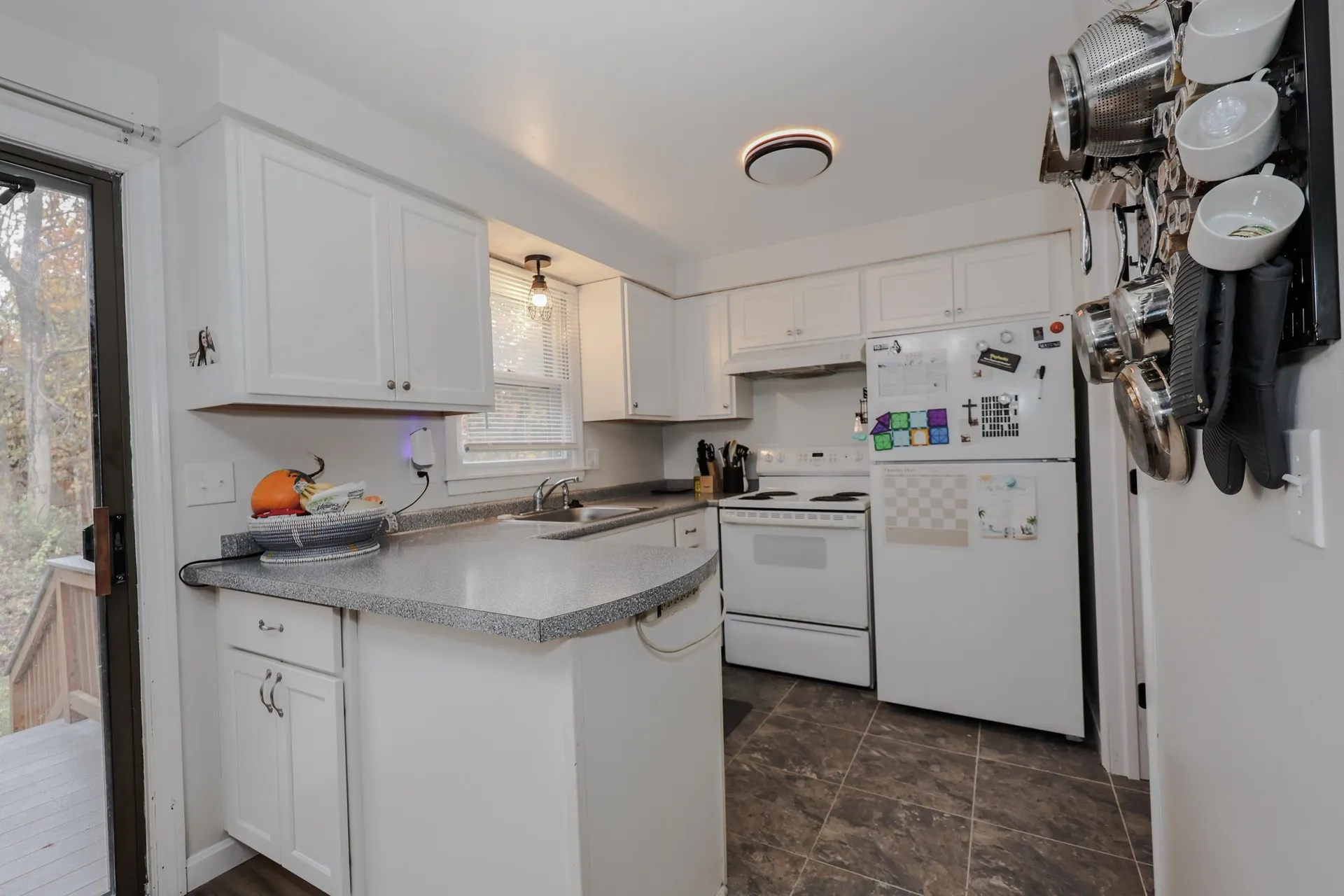 1 Oakwood Lane Goffstown NH 03045