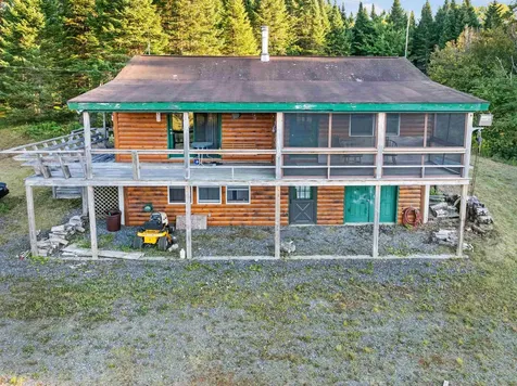 31 Beaver Brook Road Pittsburg NH 03592