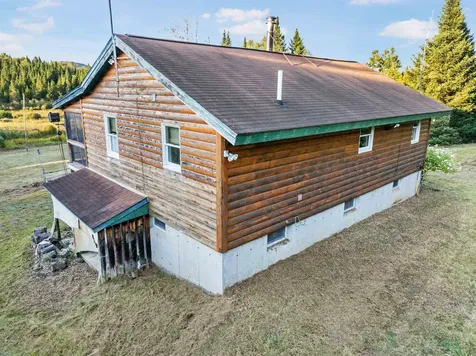 31 Beaver Brook Road Pittsburg NH 03592