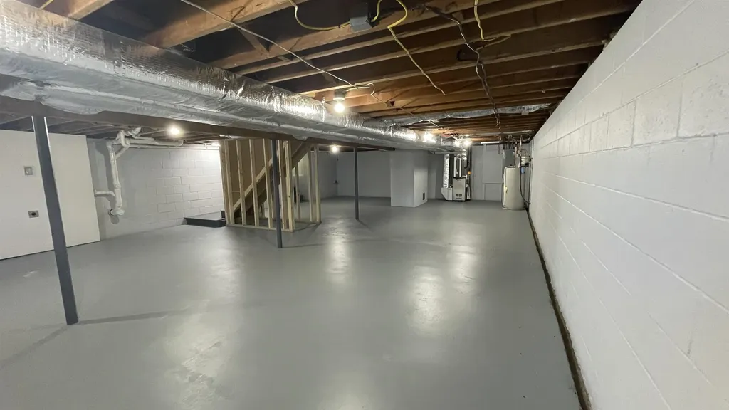 4 Mulberry Road Salem NH 03079