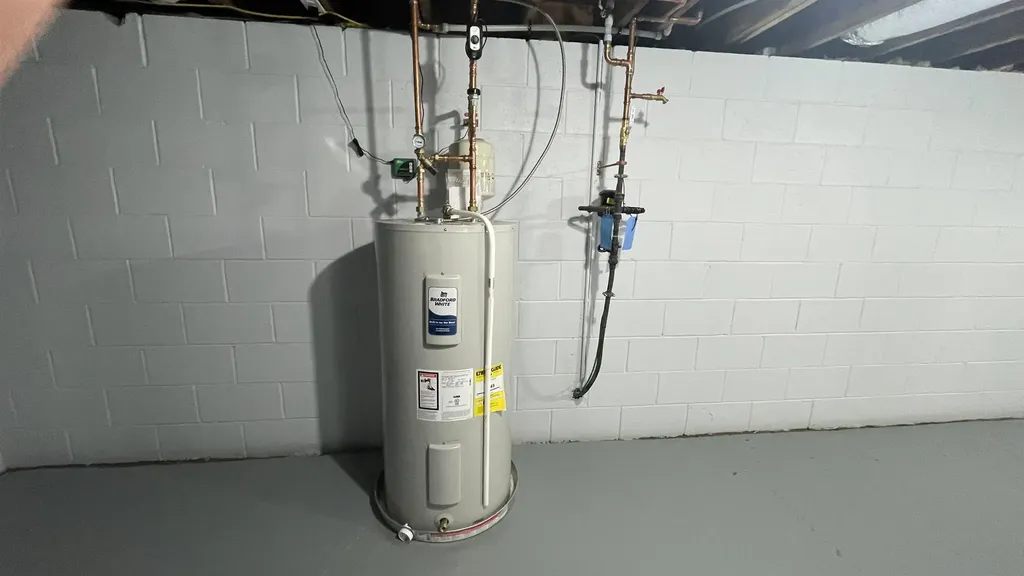 4 Mulberry Road Salem NH 03079