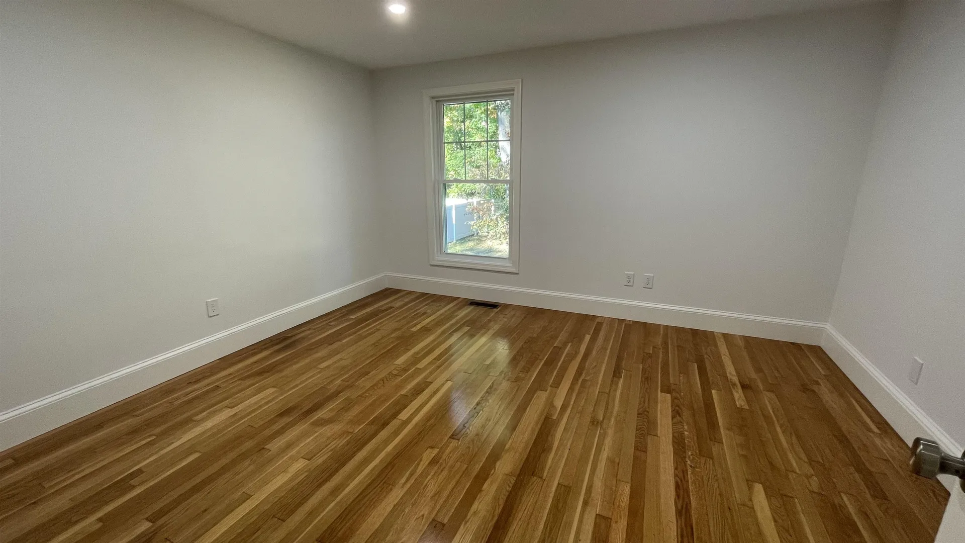 4 Mulberry Road Salem NH 03079