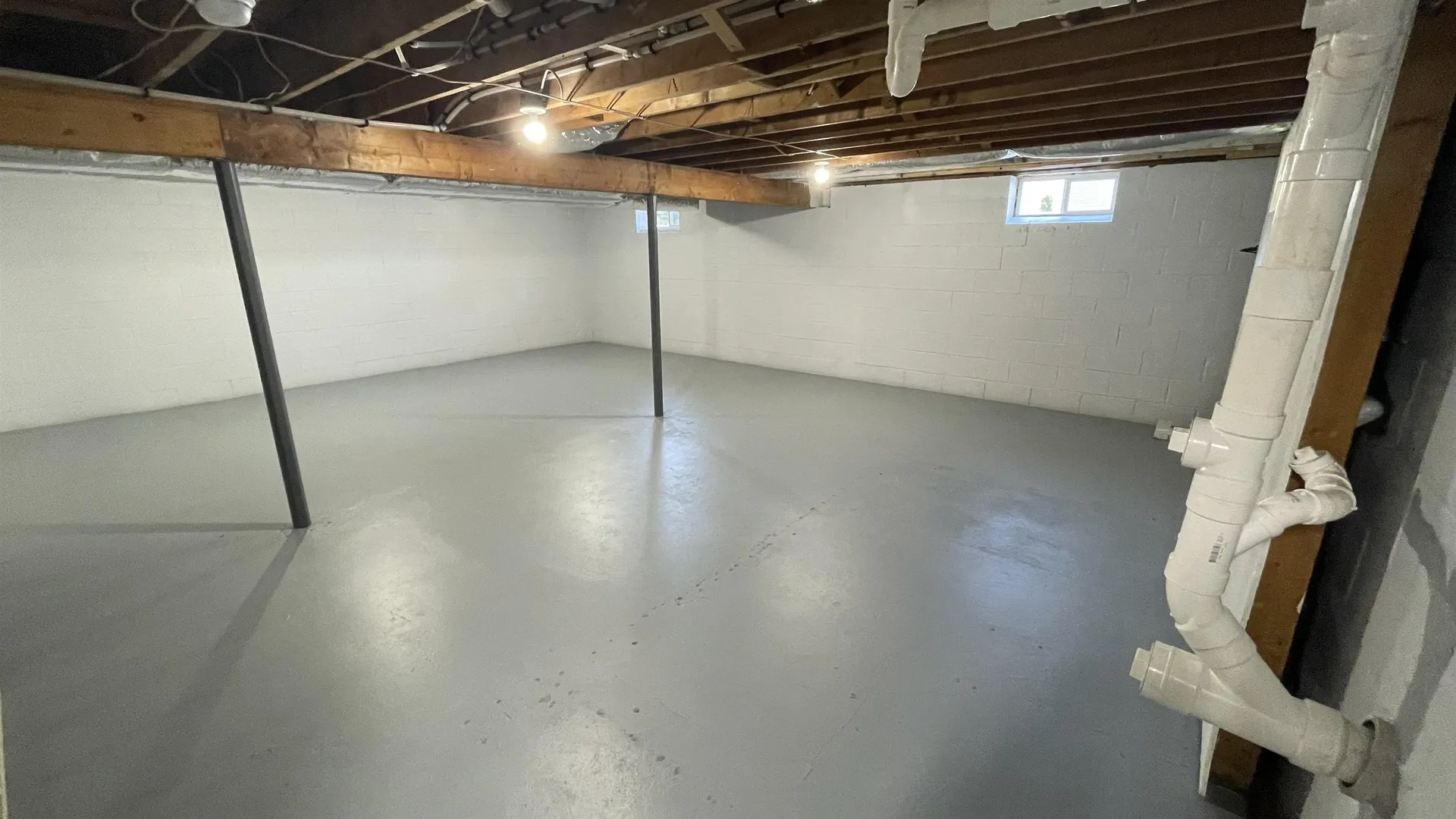 4 Mulberry Road Salem NH 03079