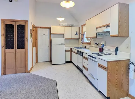 7 Pine Tree Lane Dover VT 05356