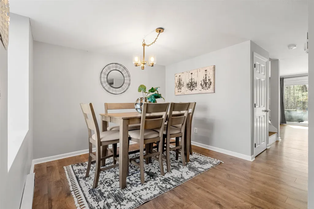 10 Kingston Court Merrimack NH 03054 5065399 Tim Dunham Realty