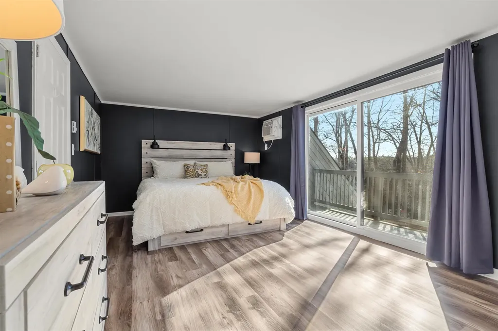 10 Kingston Court Merrimack NH 03054