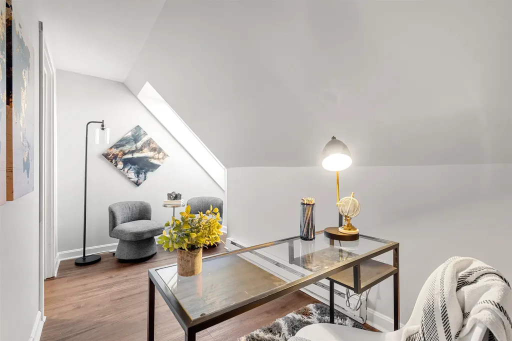 10 Kingston Court Merrimack NH 03054