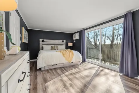 10 Kingston Court Merrimack NH 03054