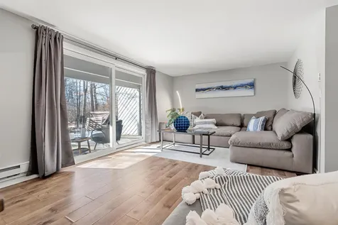 10 Kingston Court Merrimack NH 03054