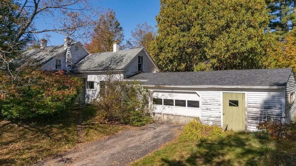 1 Hop Kiln Road Bow NH 03304