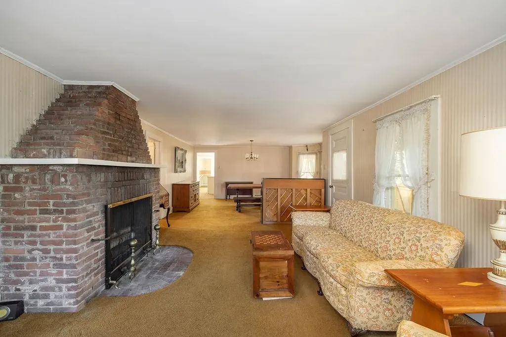 1 Hop Kiln Road Bow NH 03304