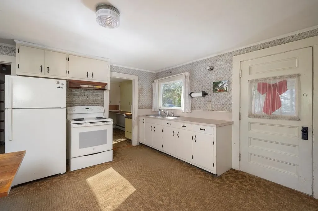 1 Hop Kiln Road Bow NH 03304