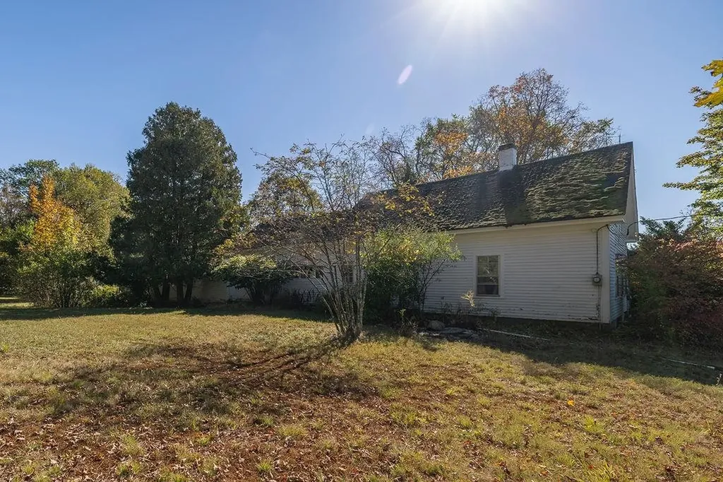 1 Hop Kiln Road Bow NH 03304