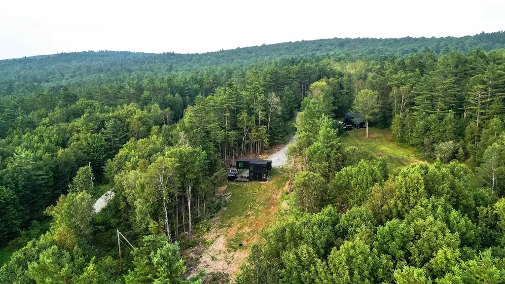 19 Strawberry Lane Ludlow VT 05149